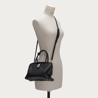 Toque Trophy Tote S Black