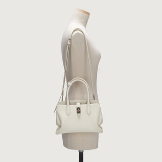 Toque Trophy Tote S Soft Ivory