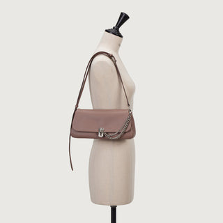 [予約販売/2月中旬入荷] Occam Wide Flap Shoulder Latte Pink