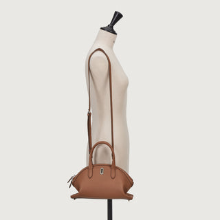 [予約販売/12月上旬入荷]Halfmoon Curve Tote M Camel